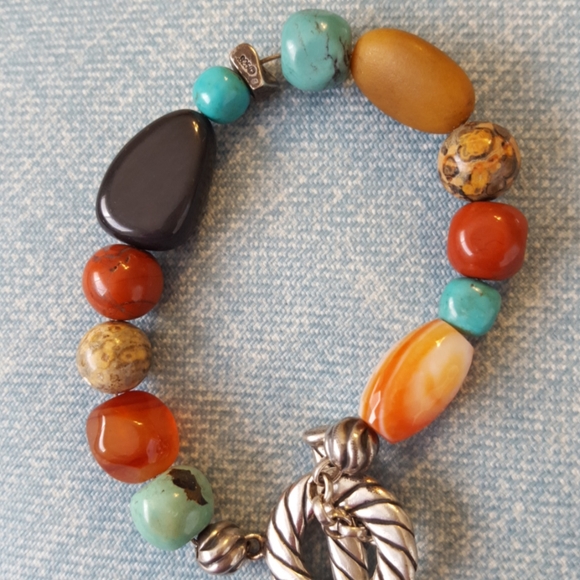 Sterling silver and genuine stone toggle bracelet - Picture 3 of 5